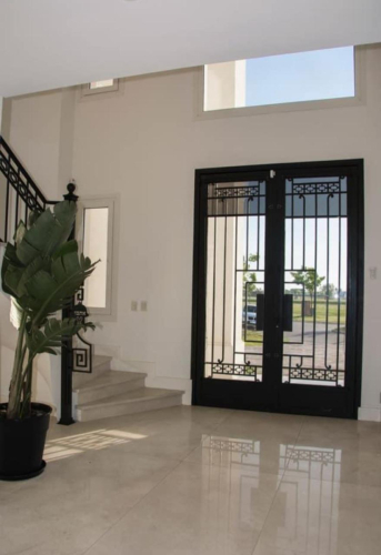 Diseños de puertas de forja elegantes Monterrey a la medida